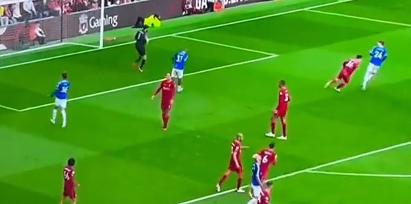 Alisson, Pickford