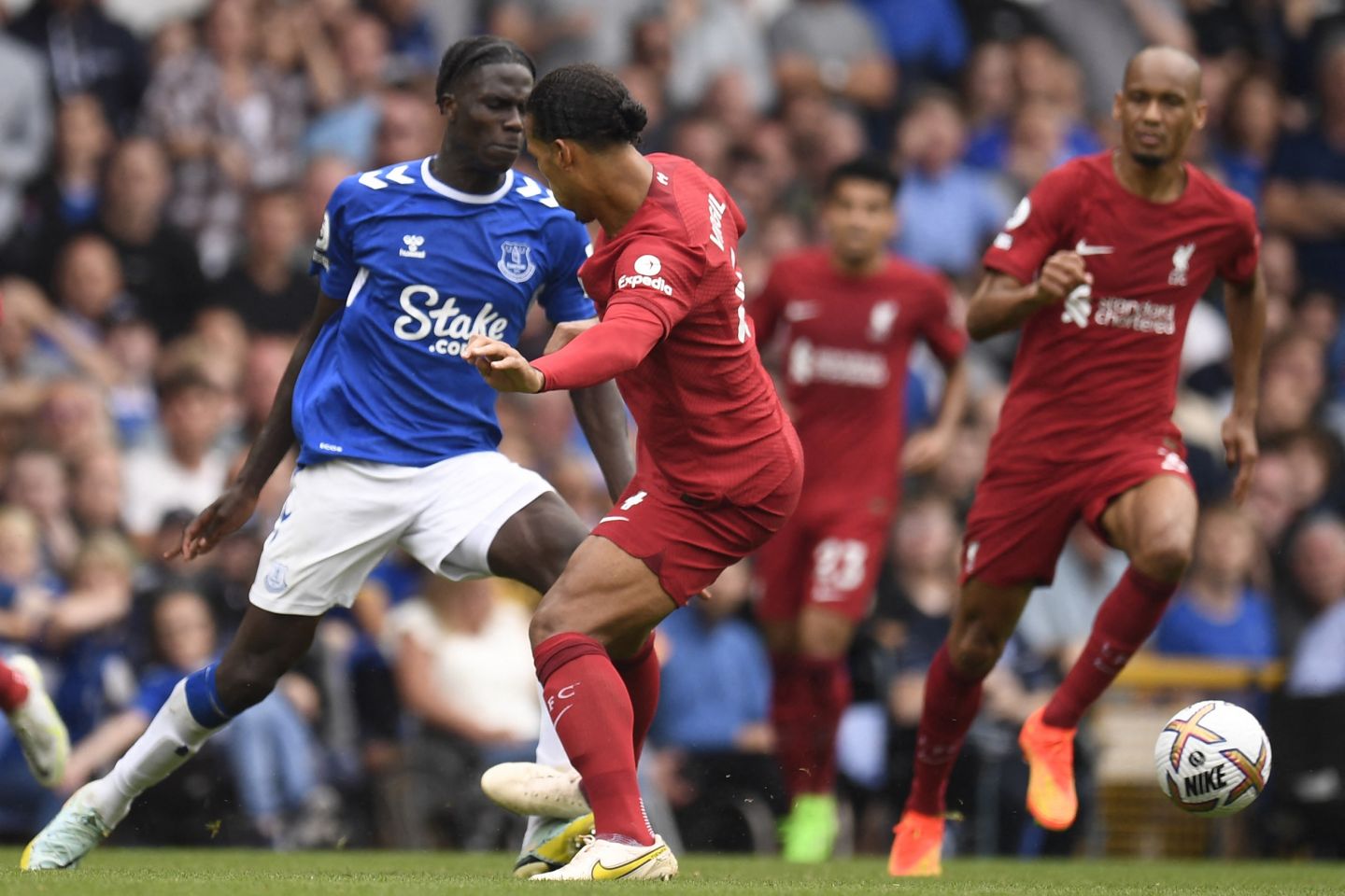 Van Dijk, Onana, VAR
