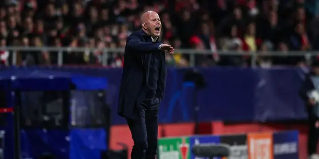 Arne Slot coaches Liverpool amid Jeremie Frimpong links