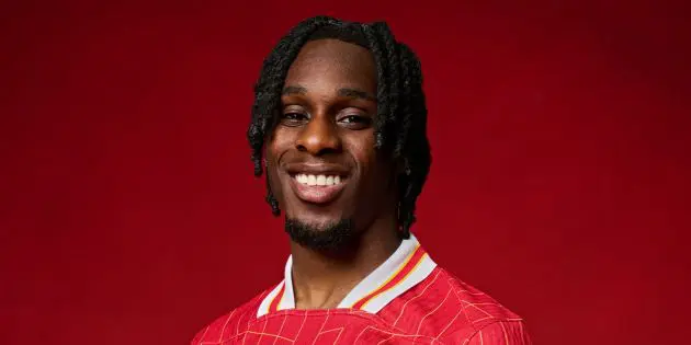 Jeremie Frimpong in a Liverpool shirt
