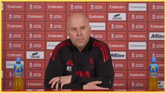 Arne Slot praises Virgil van Dijk